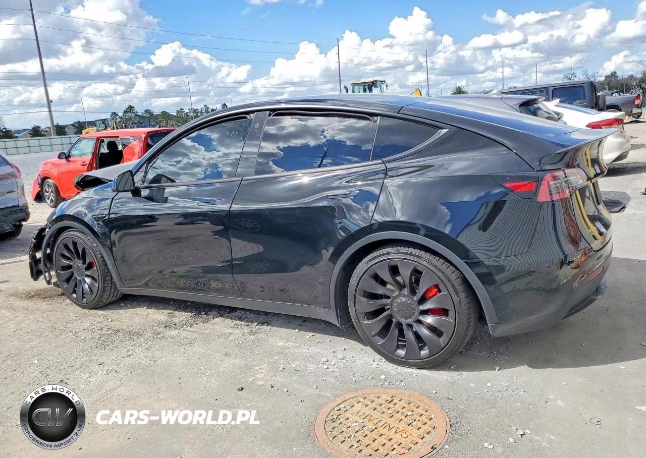 2022 Tesla Model Y VIN:7SAYGDEF9NF463754 - 2