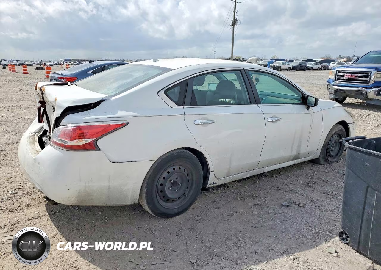 2015 Nissan Altima 2.5 S VIN:1N4AL3AP7FC456597 - 3