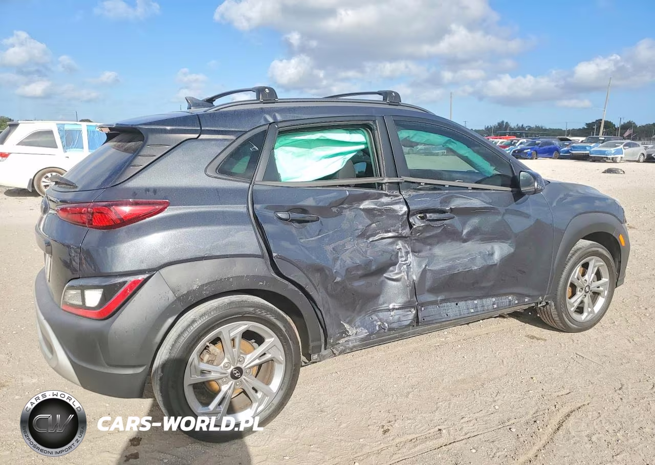 2022 Hyundai Kona Sel VIN:KM8K62ABXNU811318 - 3