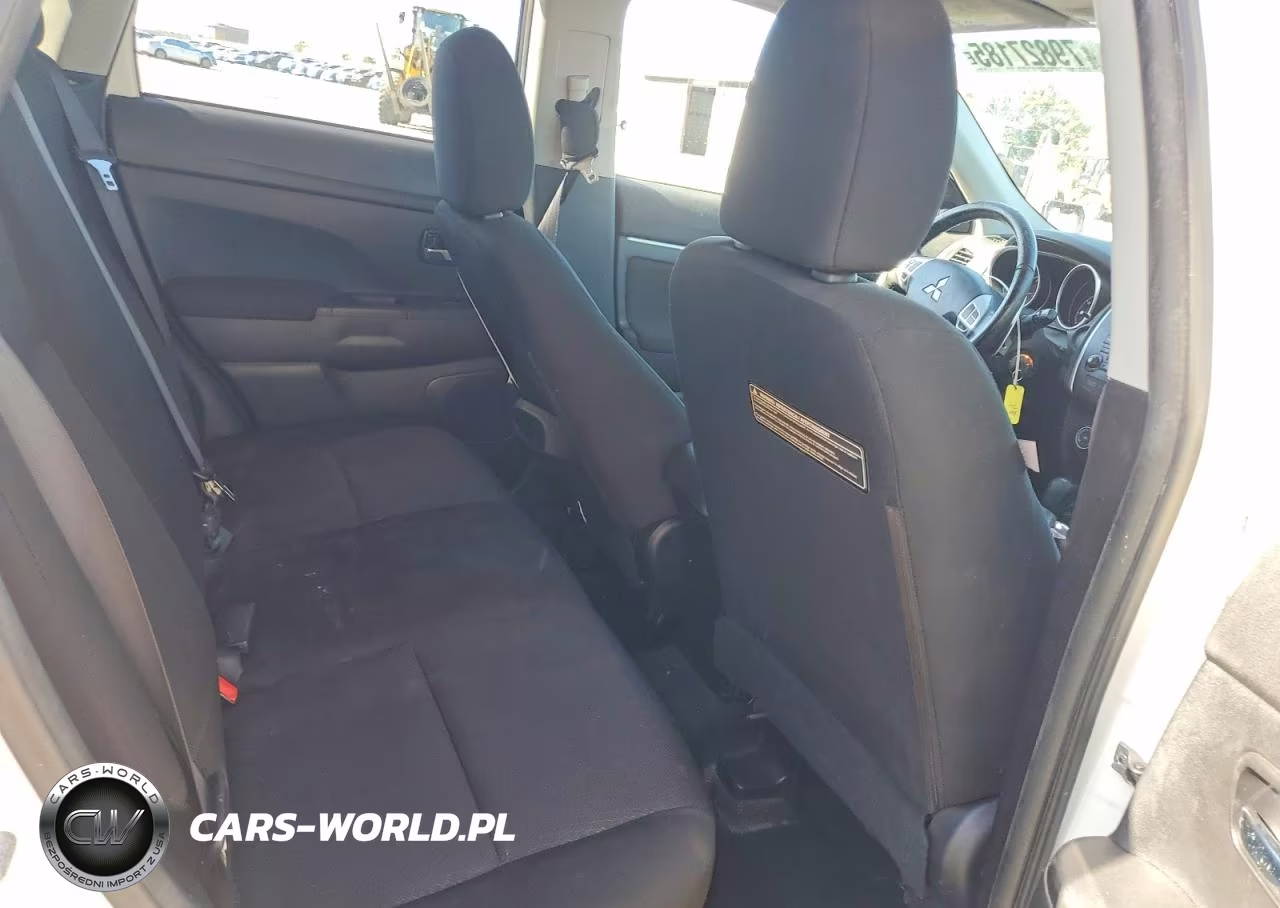 2011 Mitsubishi Outlander Sport Es VIN:JA4AP3AU6BZ001357 - 11
