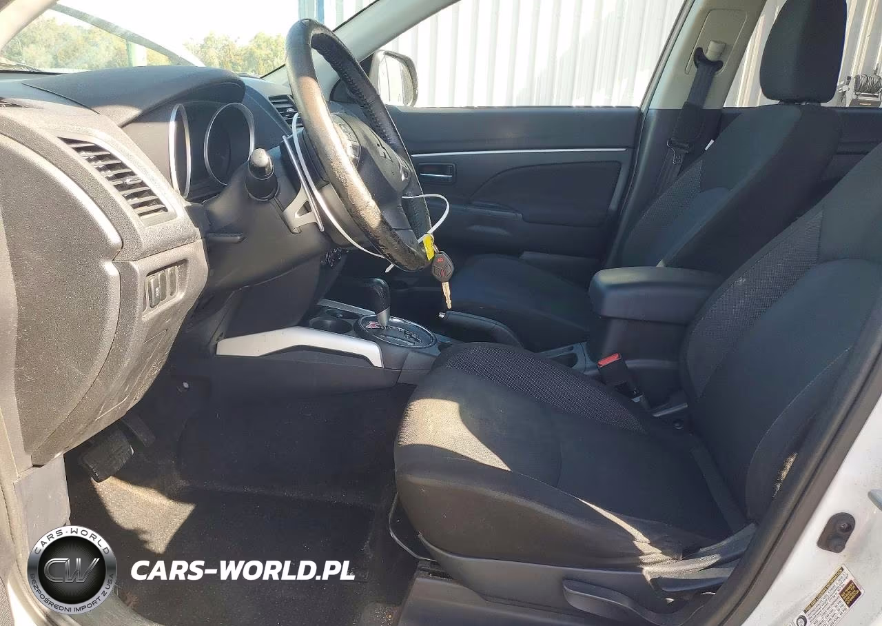 2011 Mitsubishi Outlander Sport Es VIN:JA4AP3AU6BZ001357 - 7