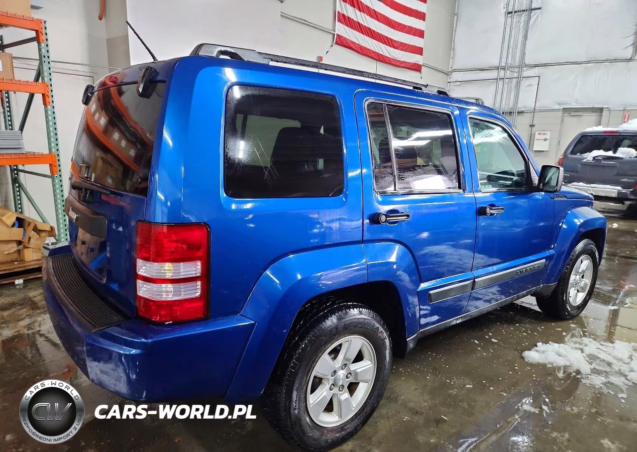 2010 Jeep Liberty Sport VIN:1J4PN2GK8AW168027 - 3
