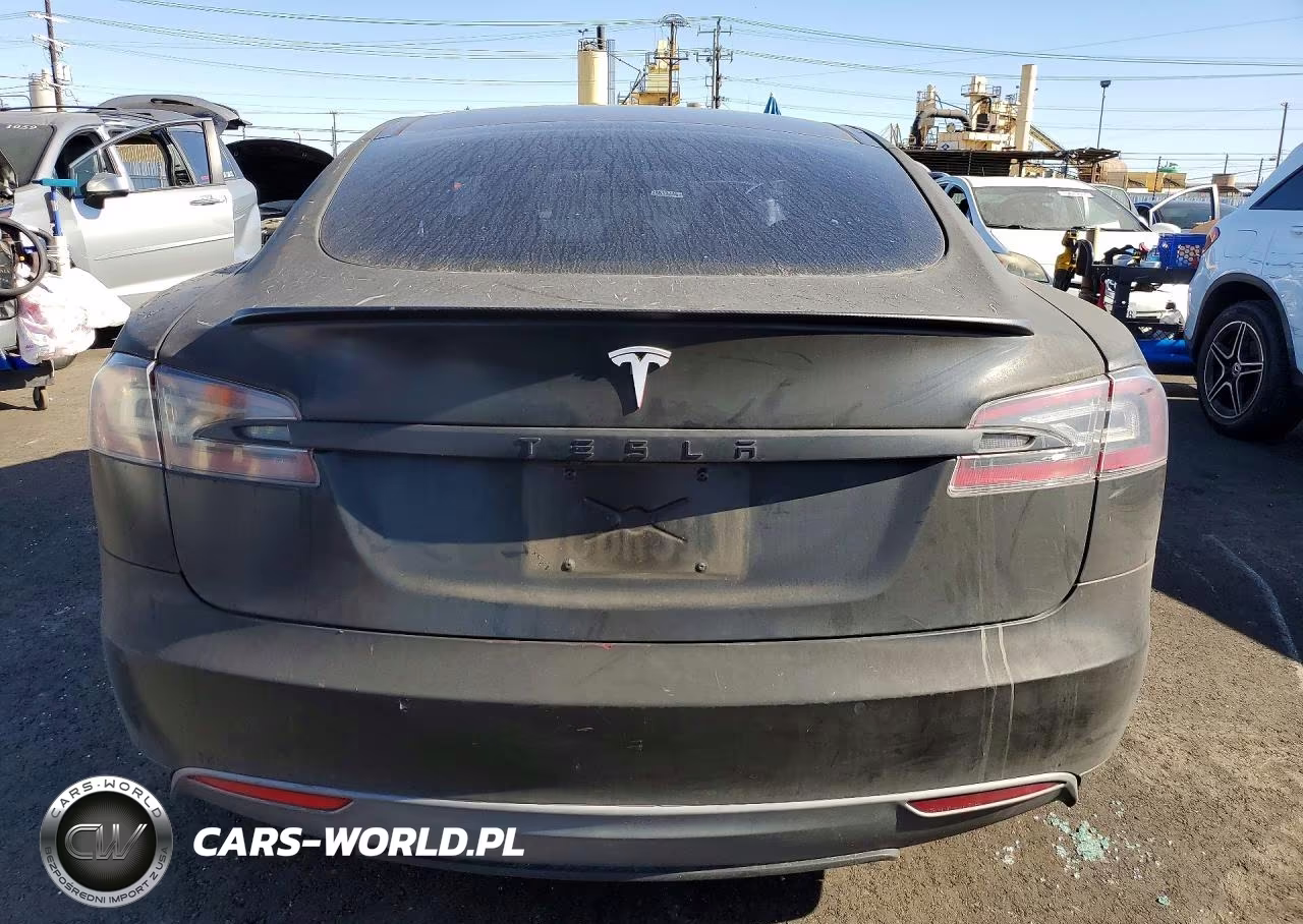 2014 Tesla Model S VIN:5YJSA1S18EFP57058 - 6