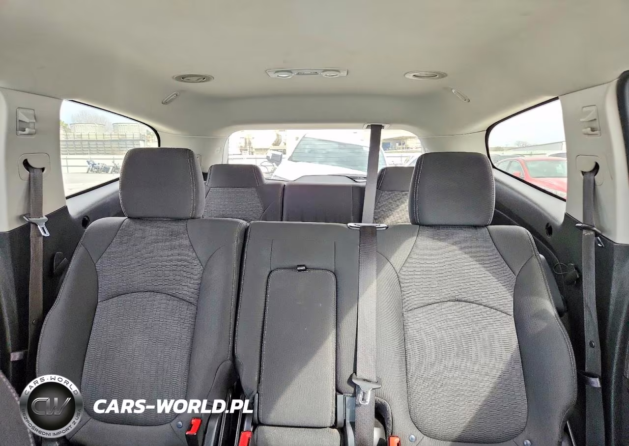 2017 Chevrolet Traverse Lt VIN:1GNKRGKD8HJ330621 - 10