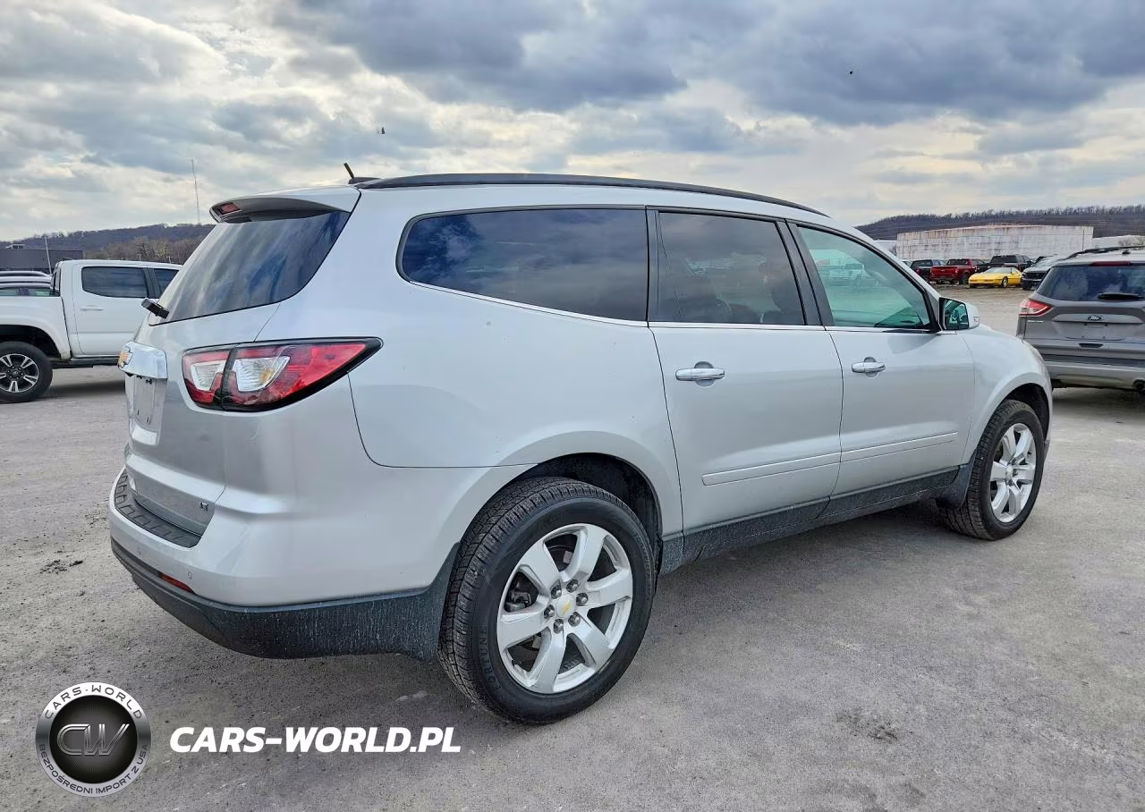 2017 Chevrolet Traverse Lt VIN:1GNKRGKD8HJ330621 - 3
