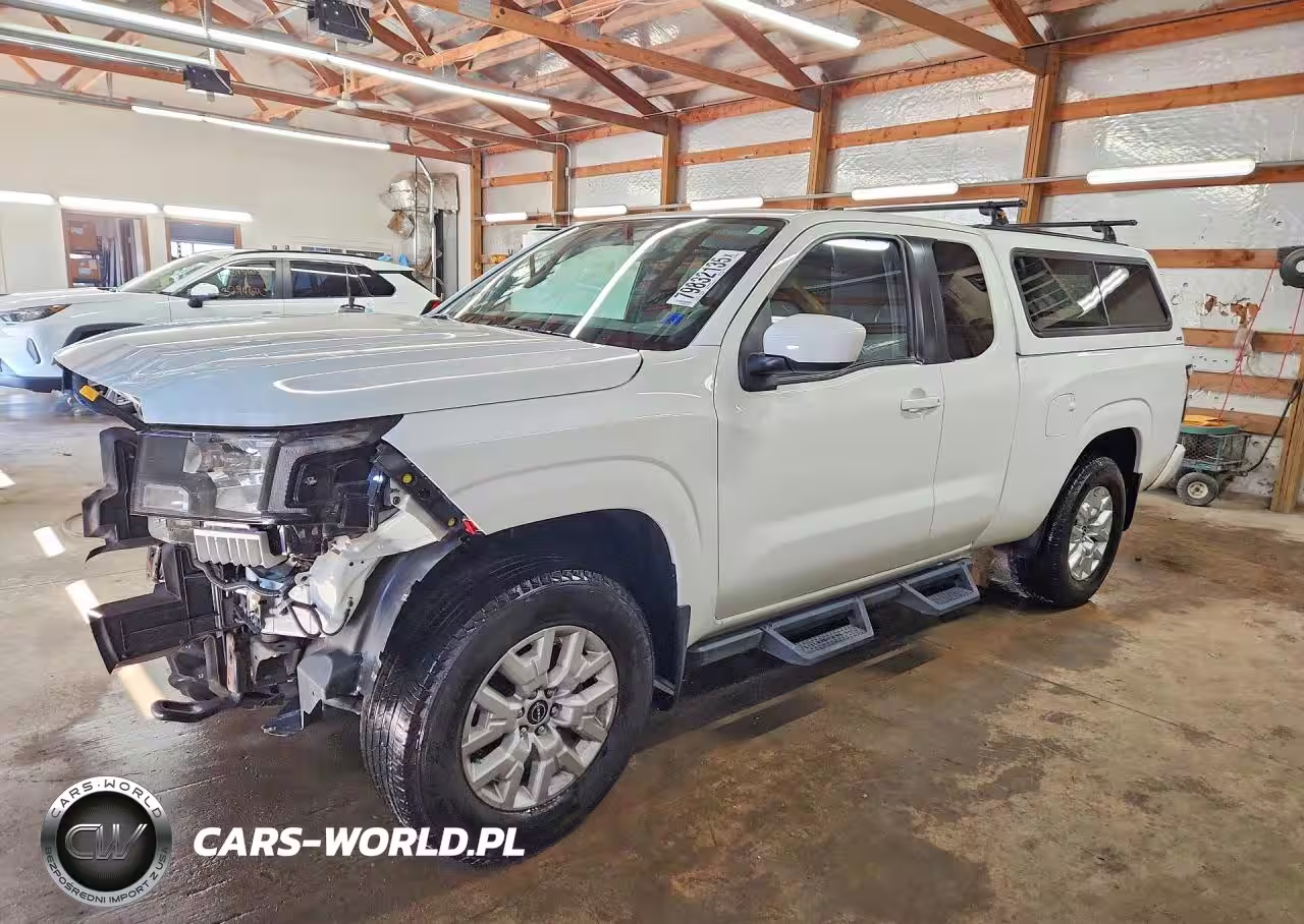 2022 Nissan Frontier Sv