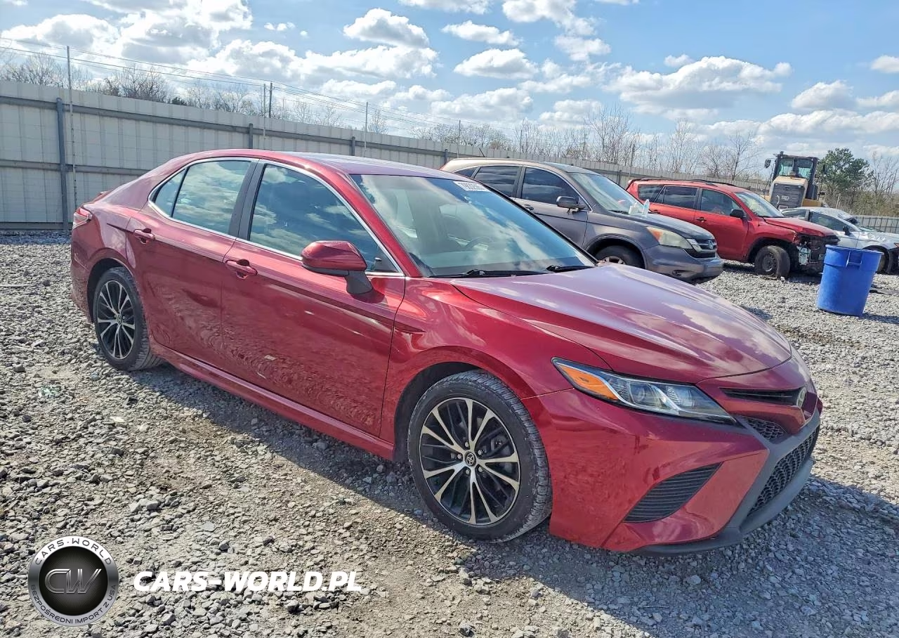 2018 Toyota Camry Se VIN:4T1B11HK4JU576441 - 4