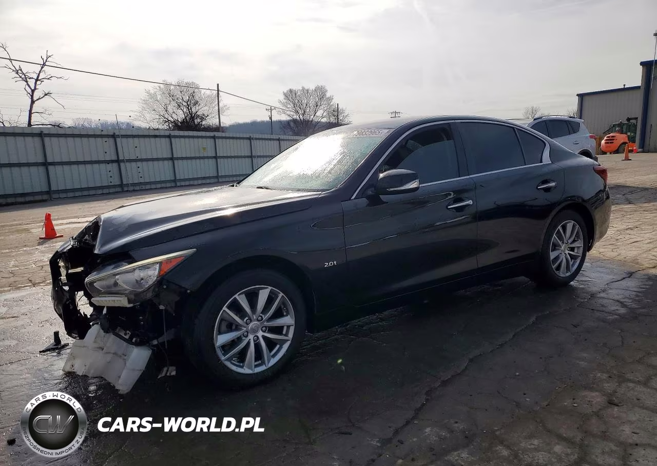 INFINITI Q50 PURE
