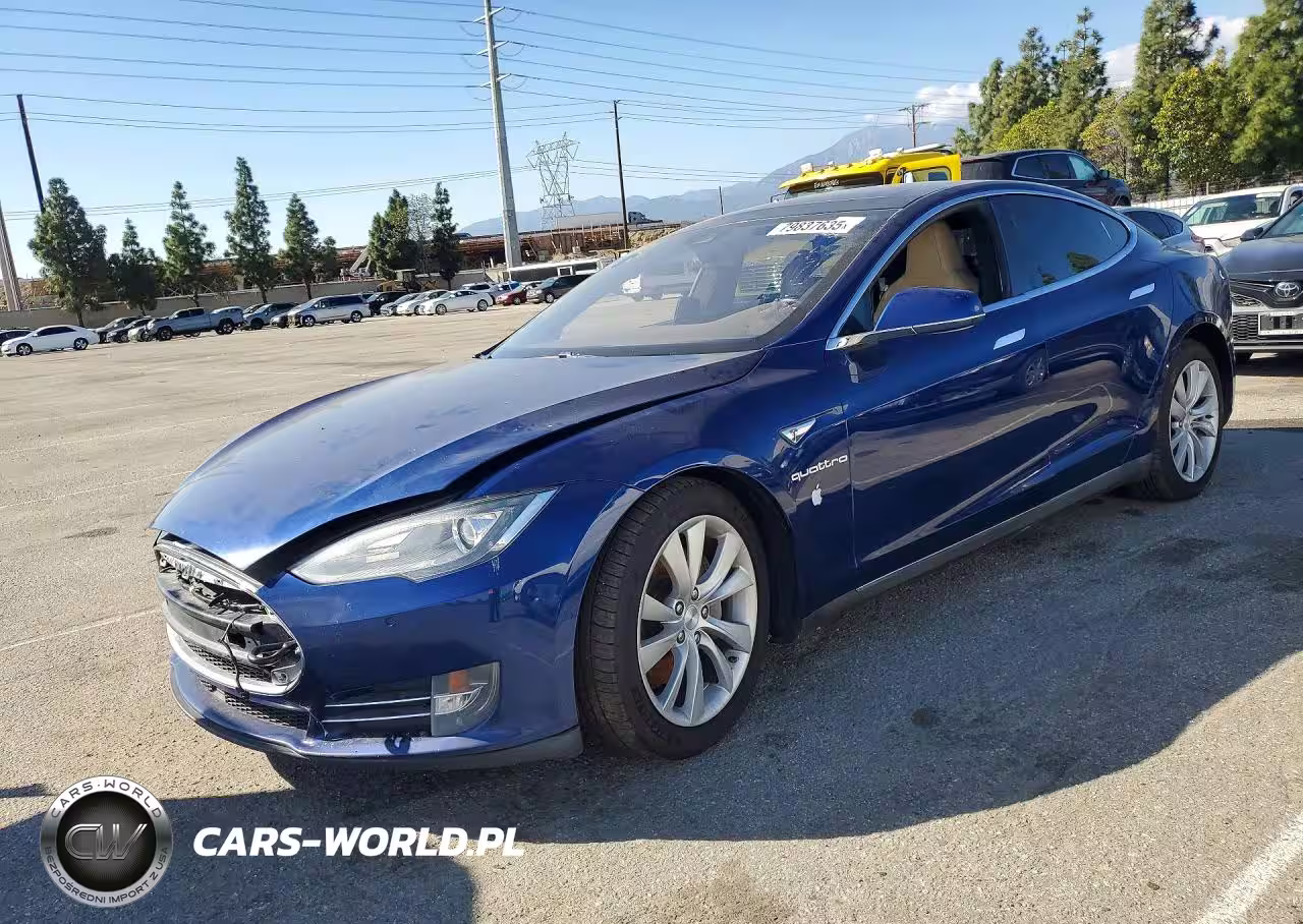 2015 Tesla Model S