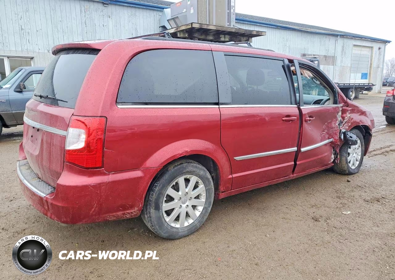 2013 Chrysler Town & Country Touring VIN:2C4RC1BG2DR712102 - 3