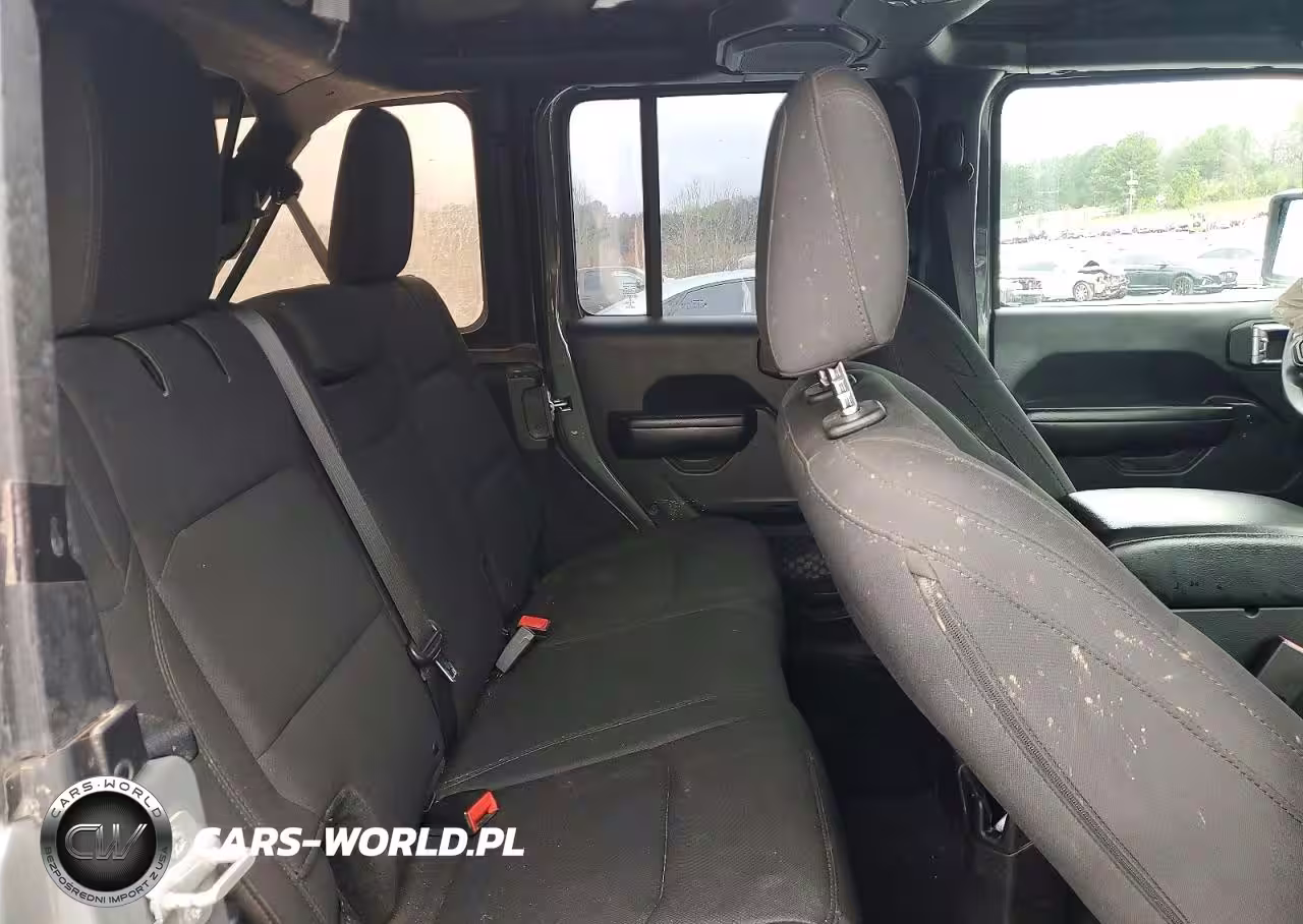 2018 Jeep Wrangler Unlimited S VIN:1C4HJXDN4JW295942 - 11