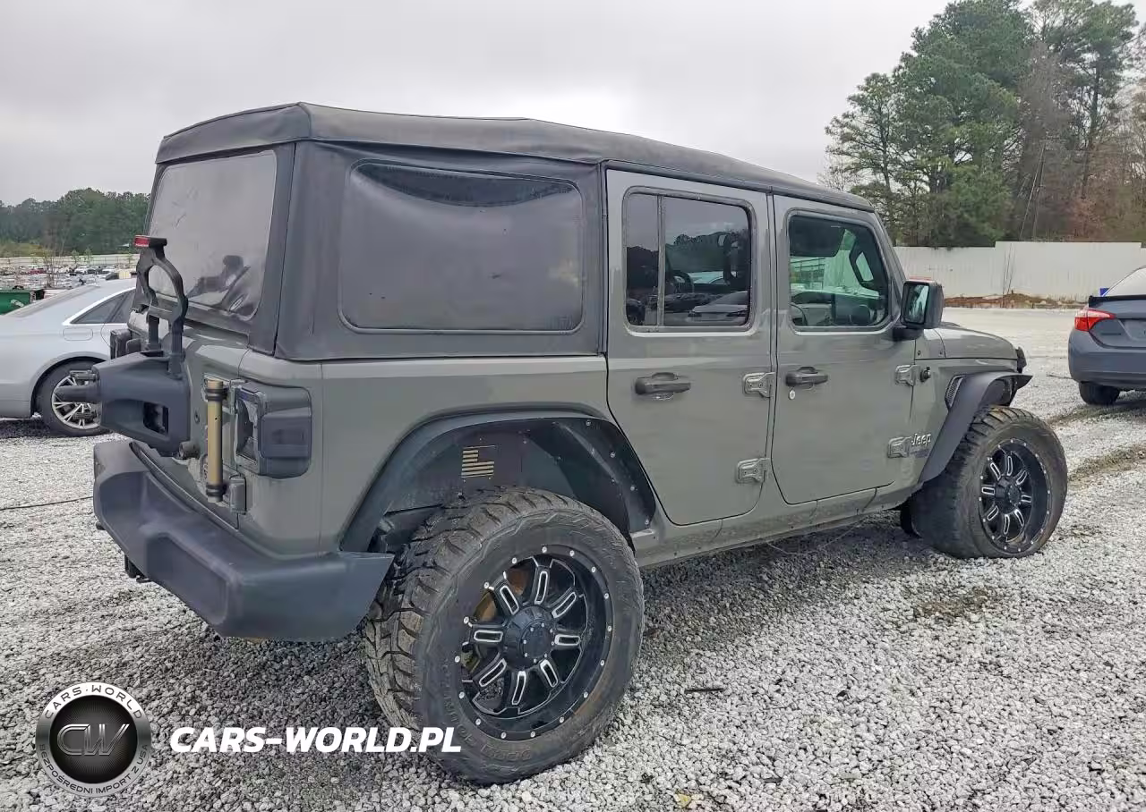 2018 Jeep Wrangler Unlimited S VIN:1C4HJXDN4JW295942 - 3