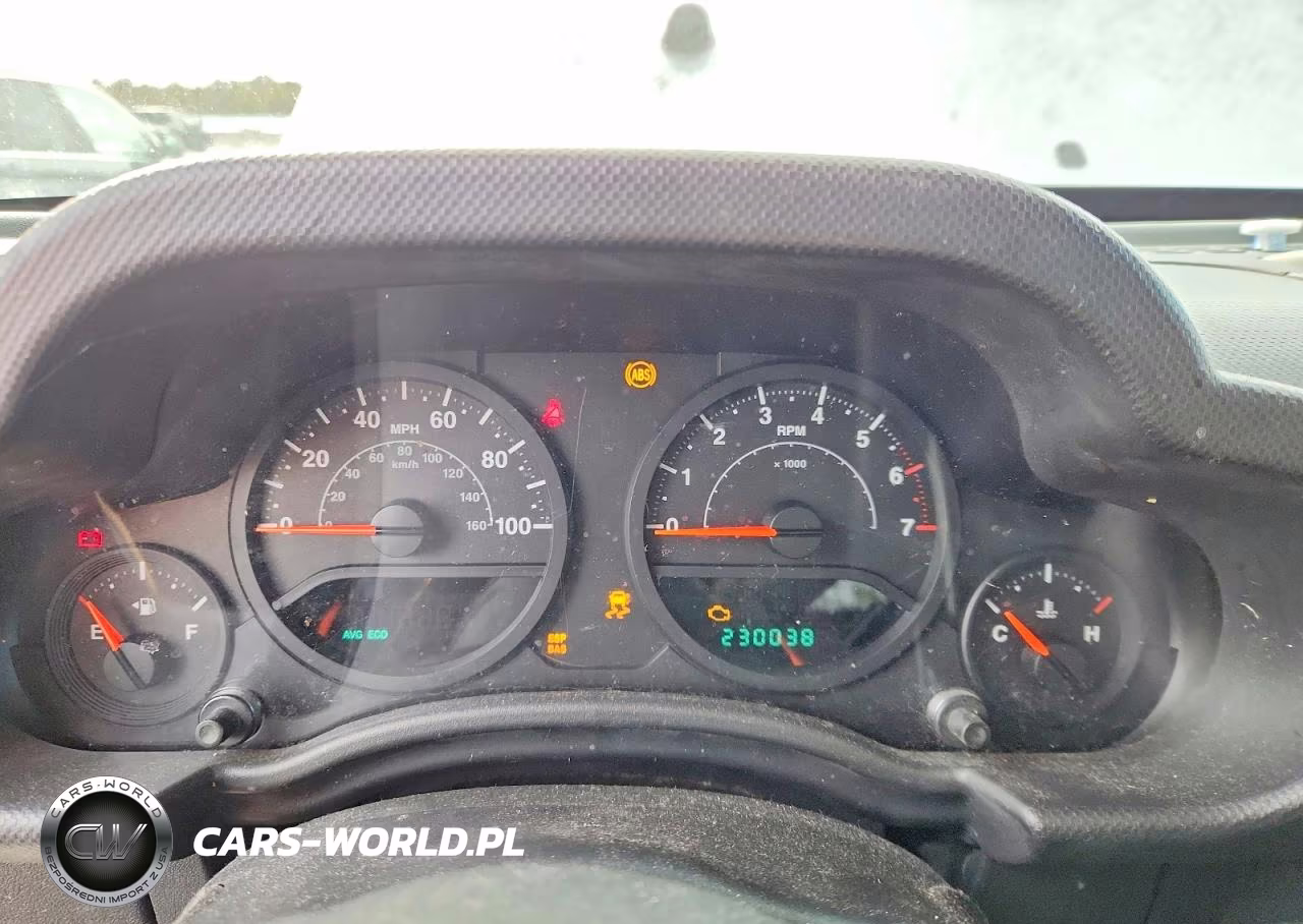 2008 Jeep Wrangler VIN:1J4GA39128L528717 - 9