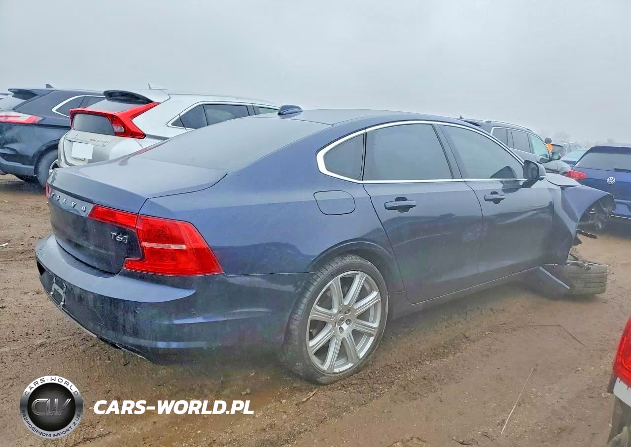 2017 Volvo S90 T6 Momentum VIN:YV1A22MK3H1003853 - 3