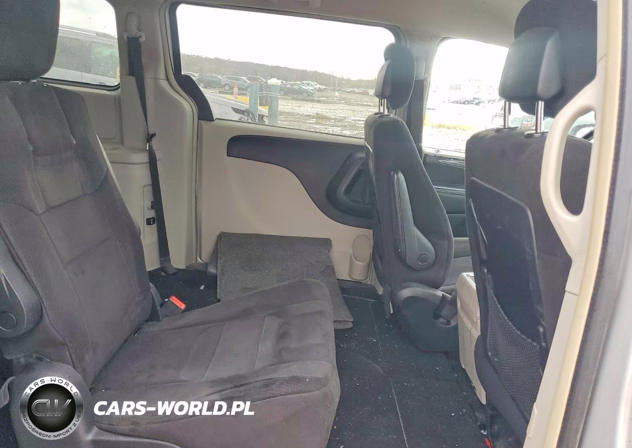 2011 Dodge Grand Caravan Crew VIN:2D4RN5DG8BR662224 - 11