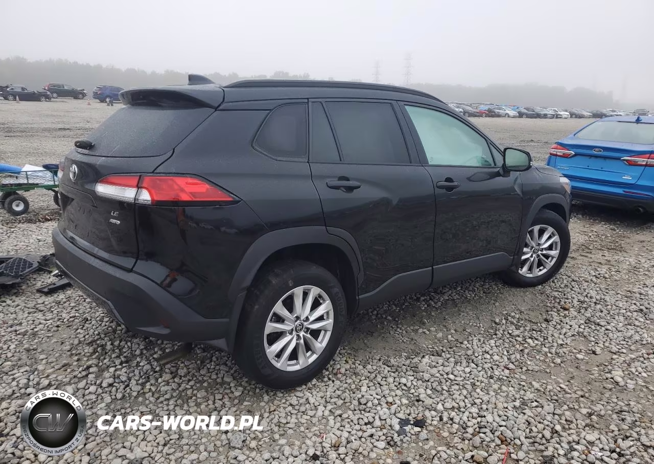 2022 Toyota Corolla Cross Le VIN:7MUCAABG7NV003000 - 3