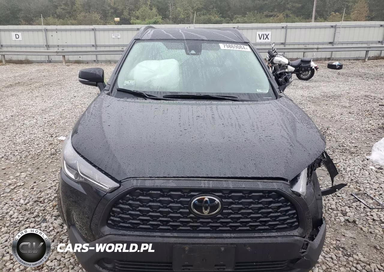 2022 Toyota Corolla Cross Le VIN:7MUCAABG7NV003000 - 5