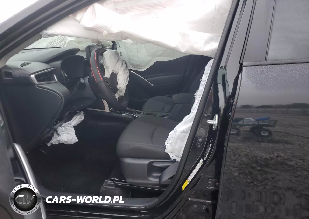2022 Toyota Corolla Cross Le VIN:7MUCAABG7NV003000 - 7