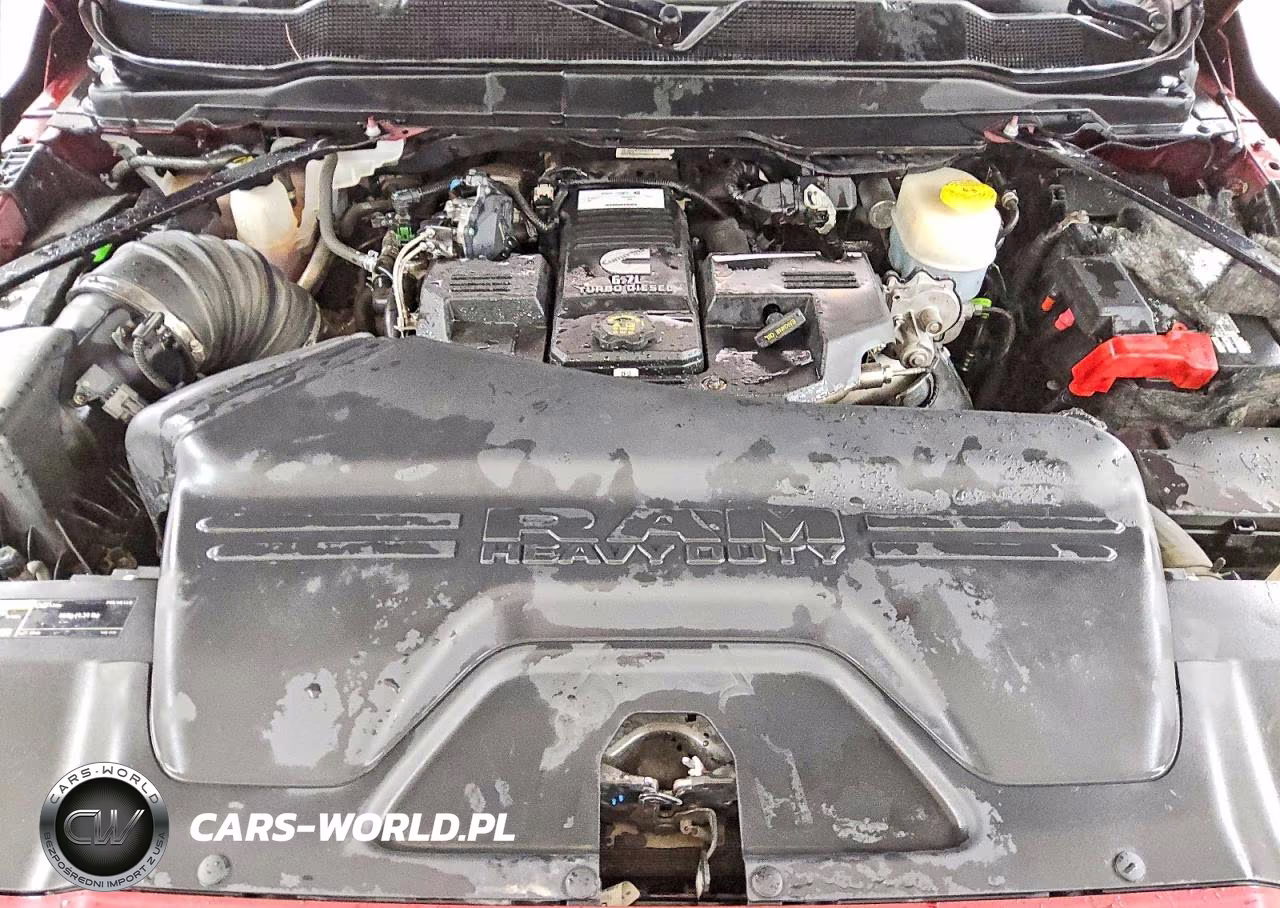 2022 Ram 3500 Laramie VIN:3C63RRML6NG339674 - 11