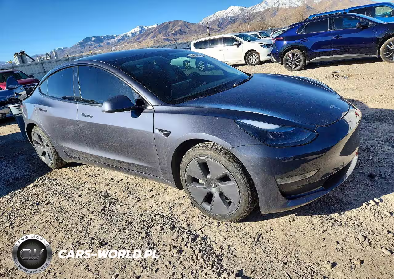 2022 Tesla Model 3 VIN:5YJ3E1EB0NF122087 - 4