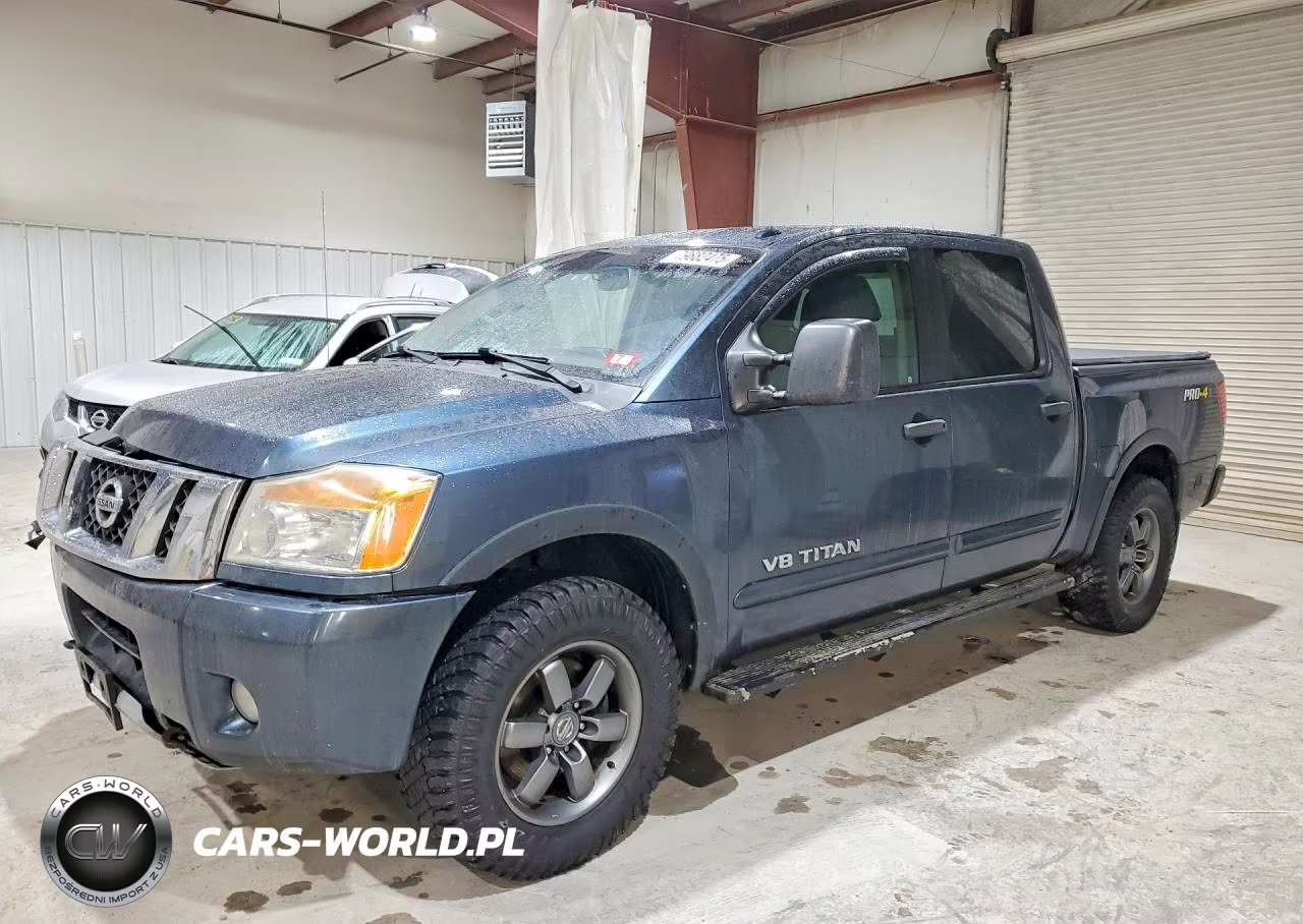 2014 Nissan Titan Sv
