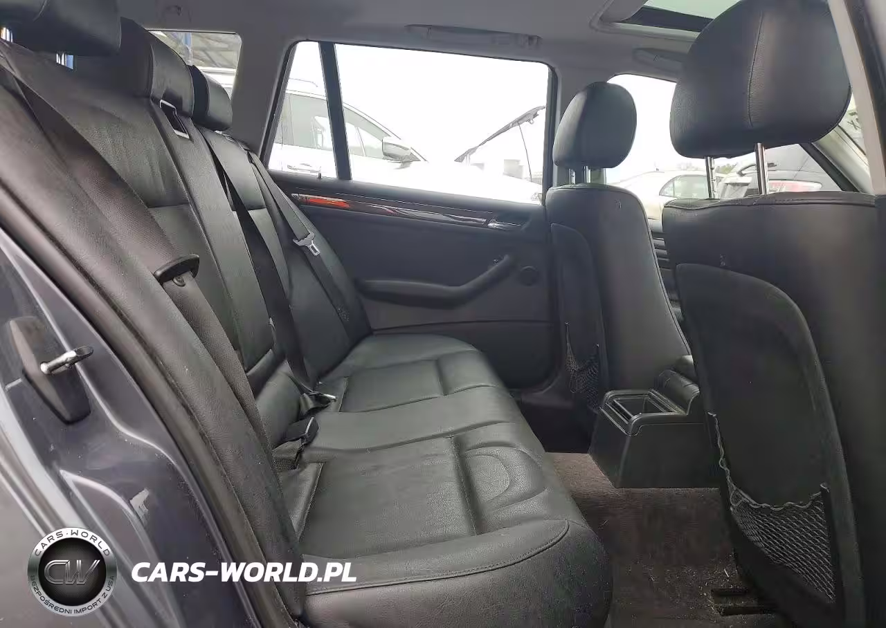 2013 BMW 323 I VIN:WBAAR3349YJM02855 - 10