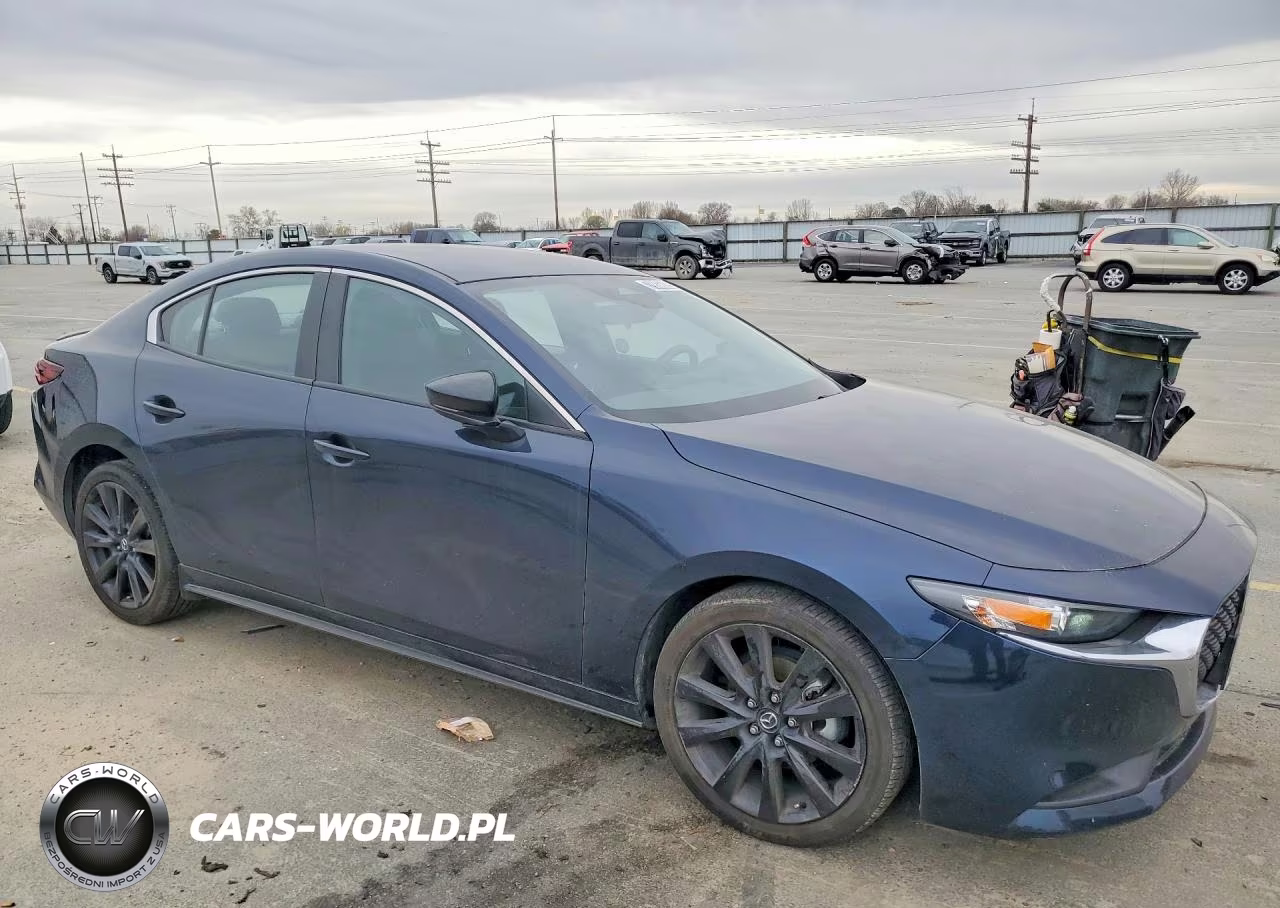 2025 Mazda 3 Select Sport VIN:JM1BPABM9S1778661 - 4