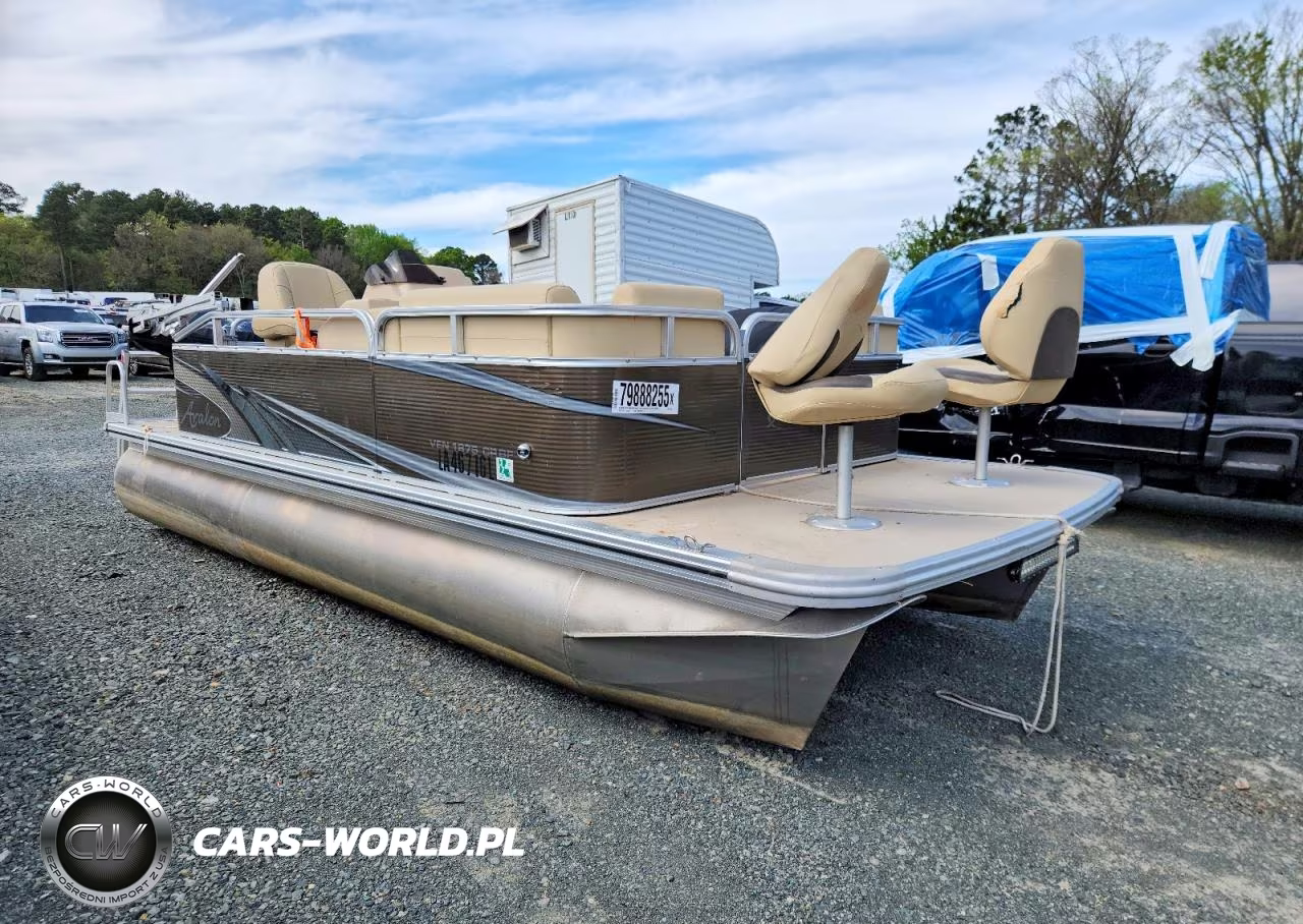 2020 Avalon Pontoons Unknown