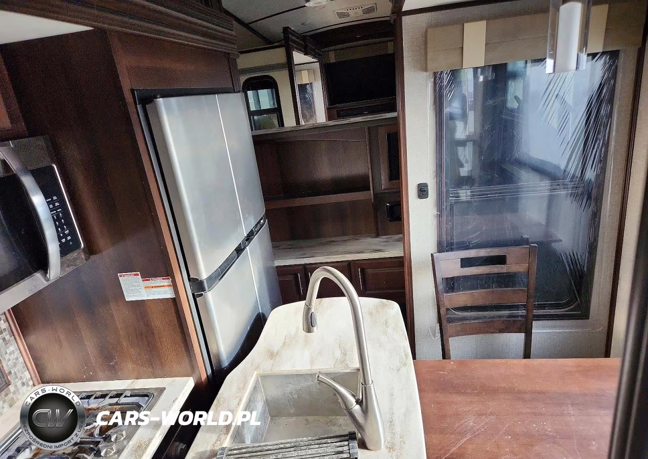 2019 Jayco North Point Camper VIN:1UJCJ0BV7K1LR0143 - 6