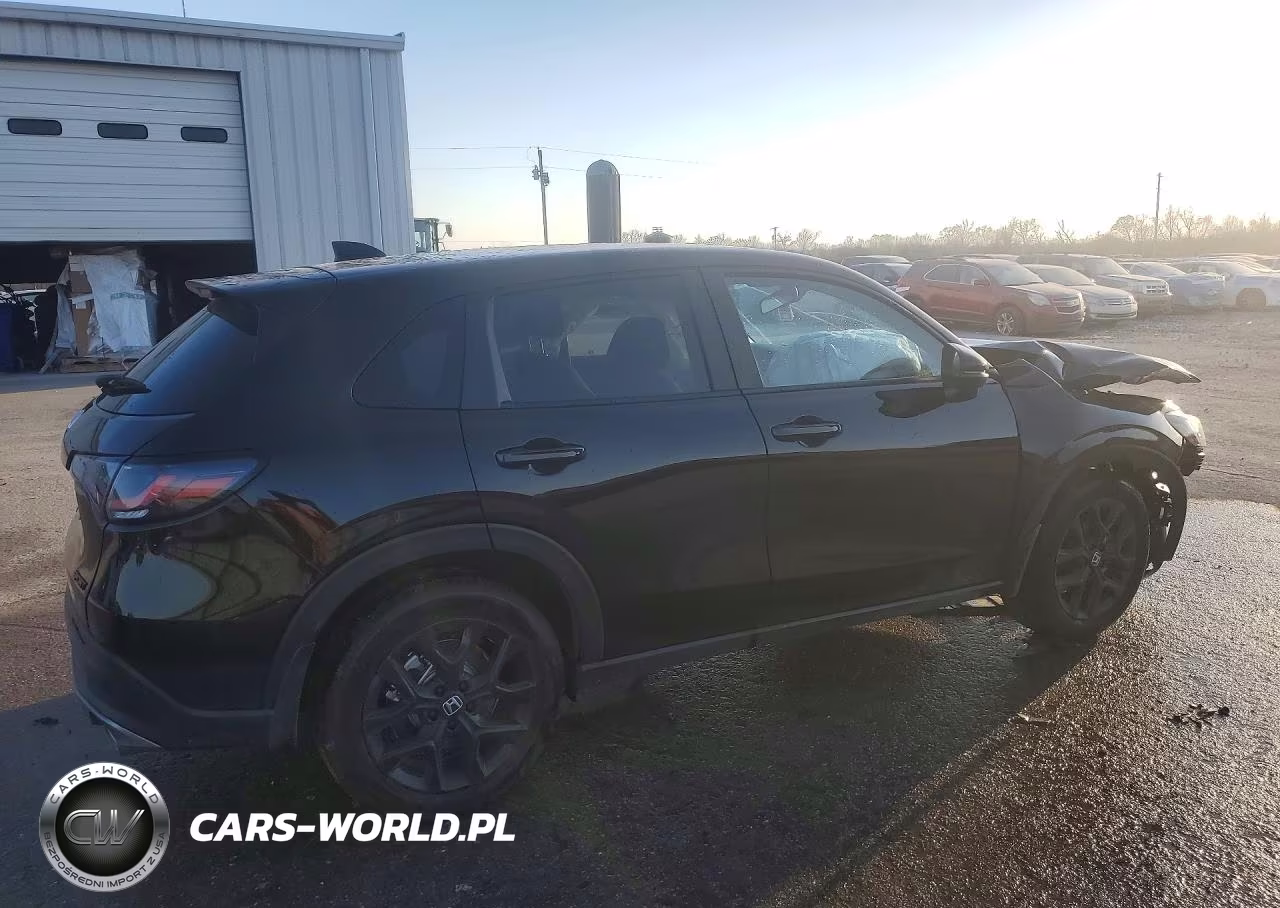 2025 Honda Hr-V Sport VIN:3CZRZ1H58SM752784 - 3