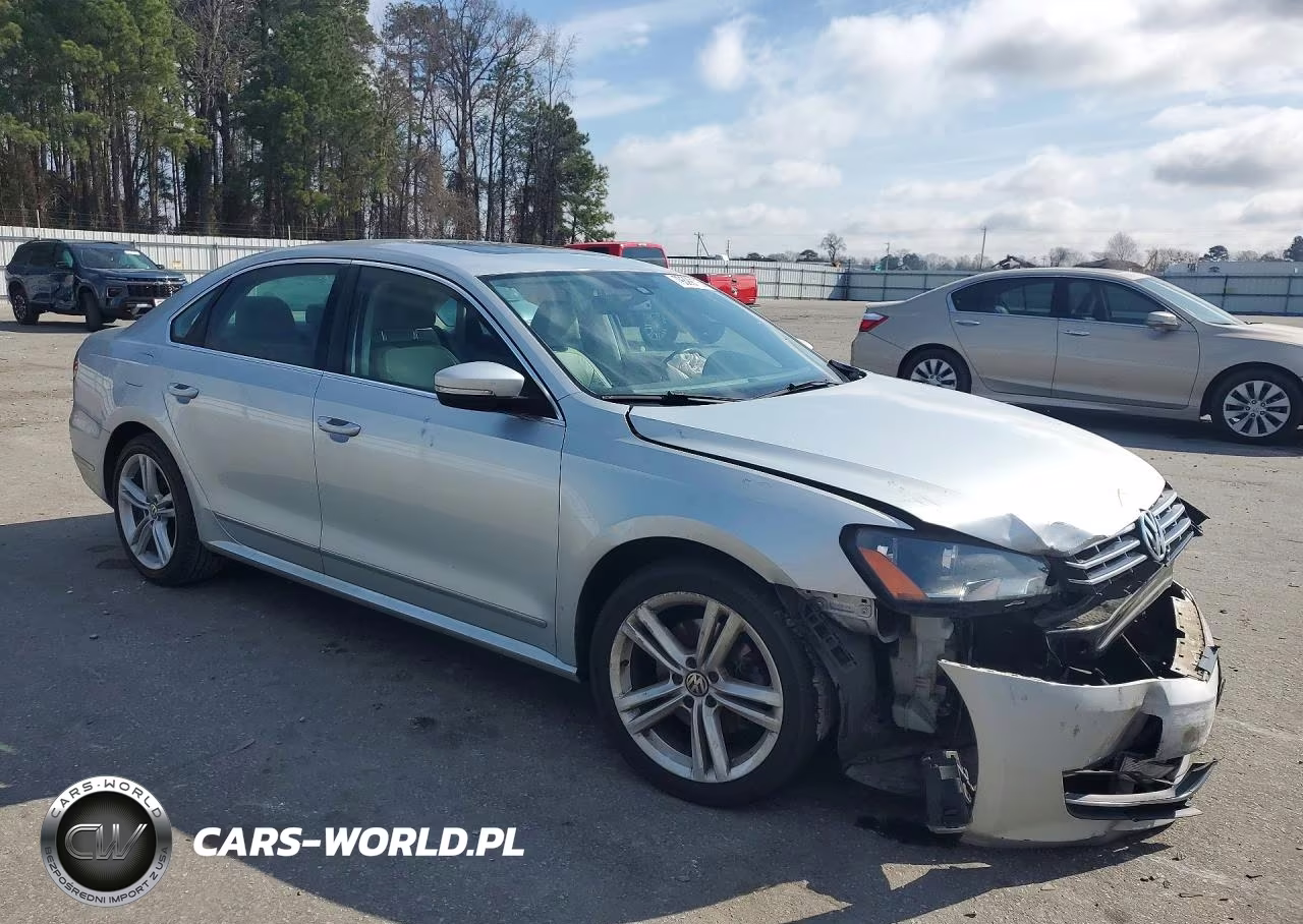 2014 Volkswagen Passat VIN:1VWCT7A33EC015603 - 4