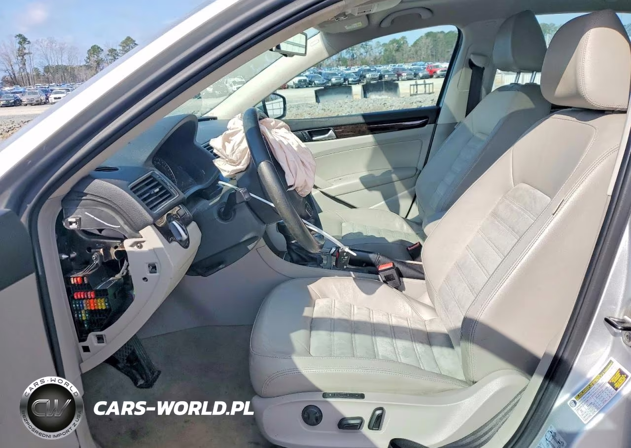 2014 Volkswagen Passat VIN:1VWCT7A33EC015603 - 7