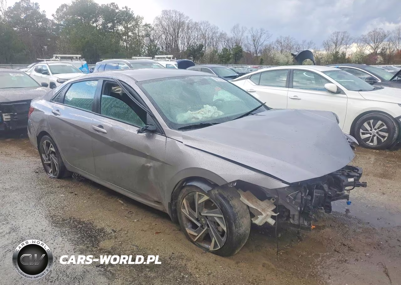 2025 Hyundai Elantra Sel Sport VIN:KMHLM4DG2SU986347 - 4