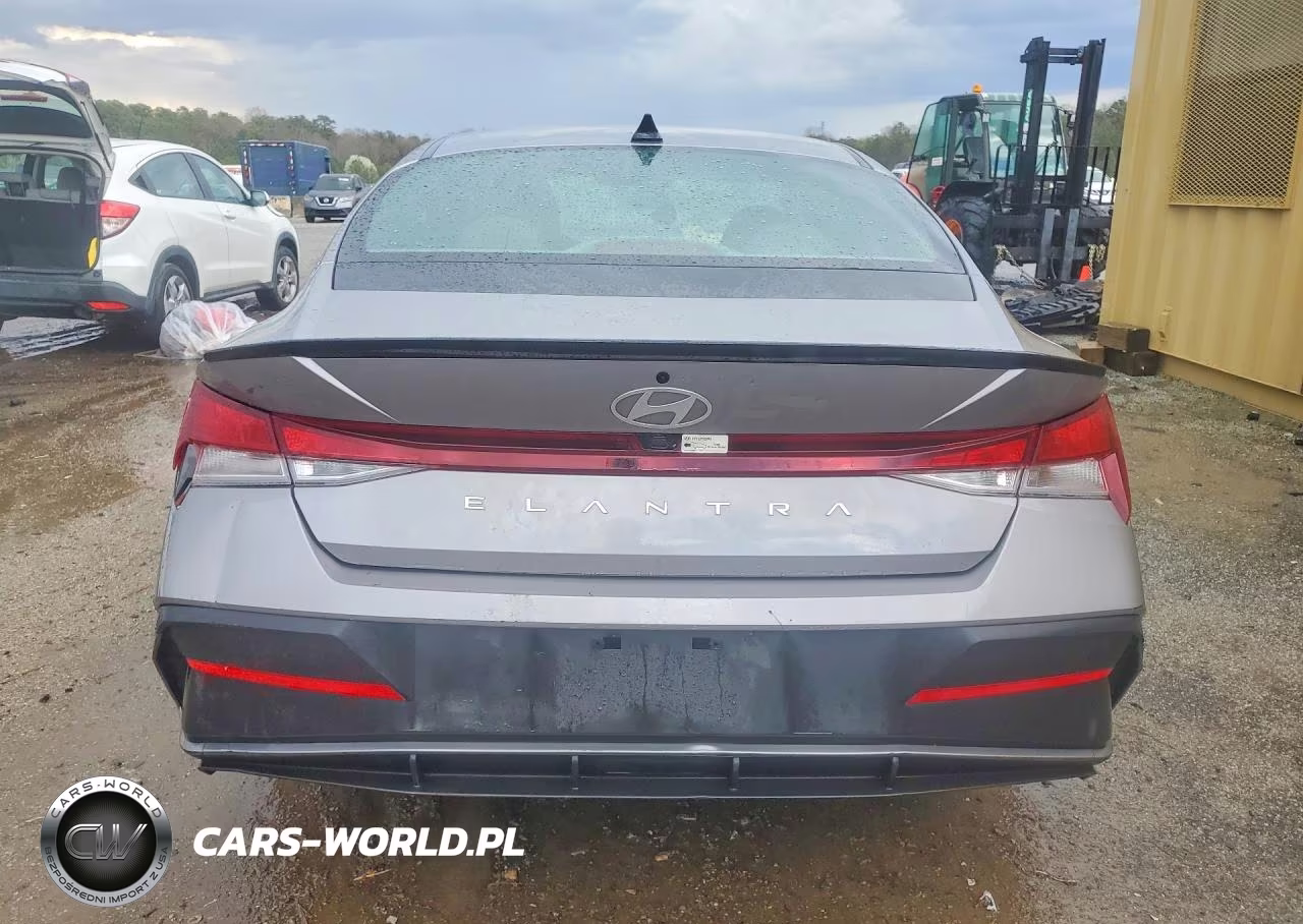 2025 Hyundai Elantra Sel Sport VIN:KMHLM4DG2SU986347 - 6