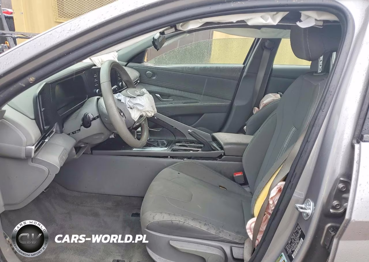 2025 Hyundai Elantra Sel Sport VIN:KMHLM4DG2SU986347 - 7