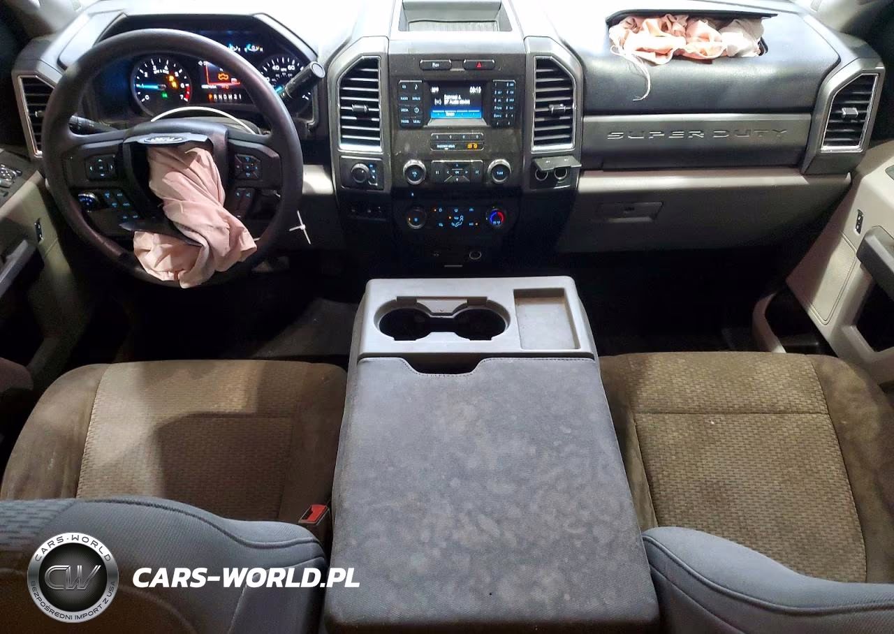 2018 Ford F250 Super Duty VIN:1FT7X2B6XJEB12624 - 8