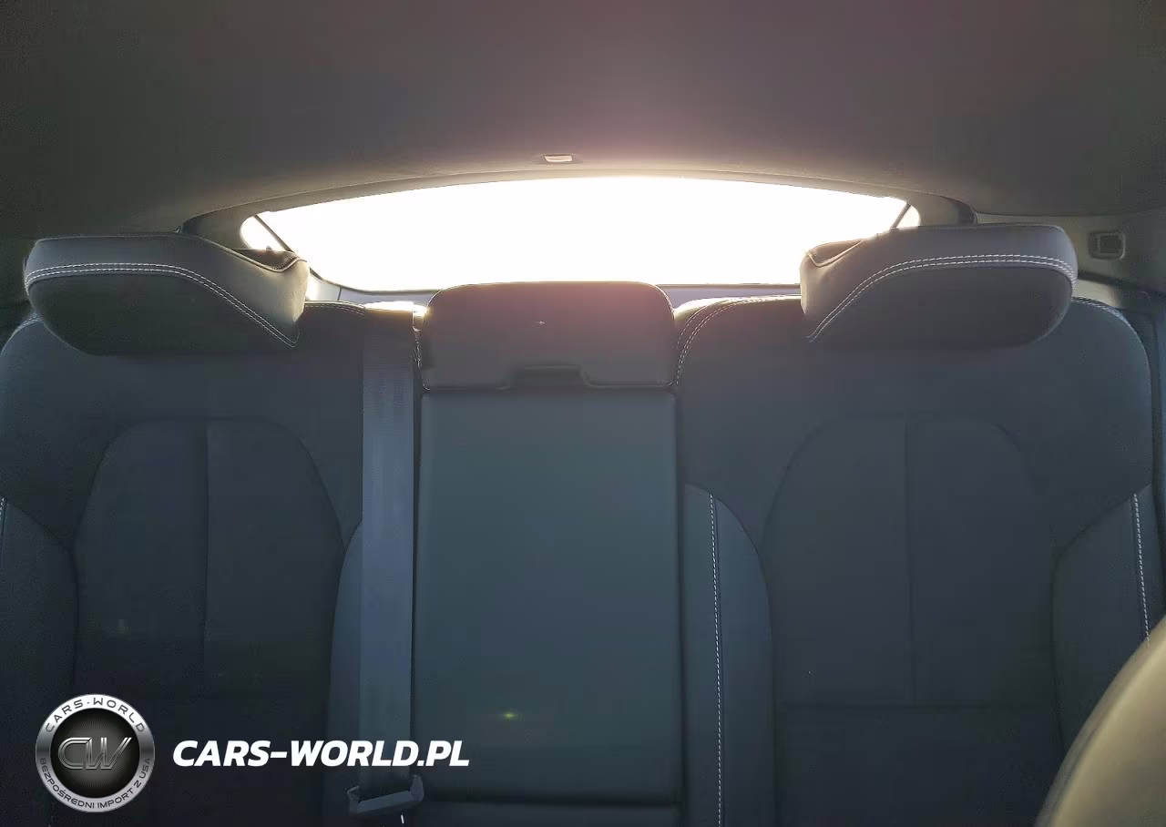 2022 Volvo C40 P8 Recharge Ultimate VIN:YV4ED3GB9N2001126 - 10