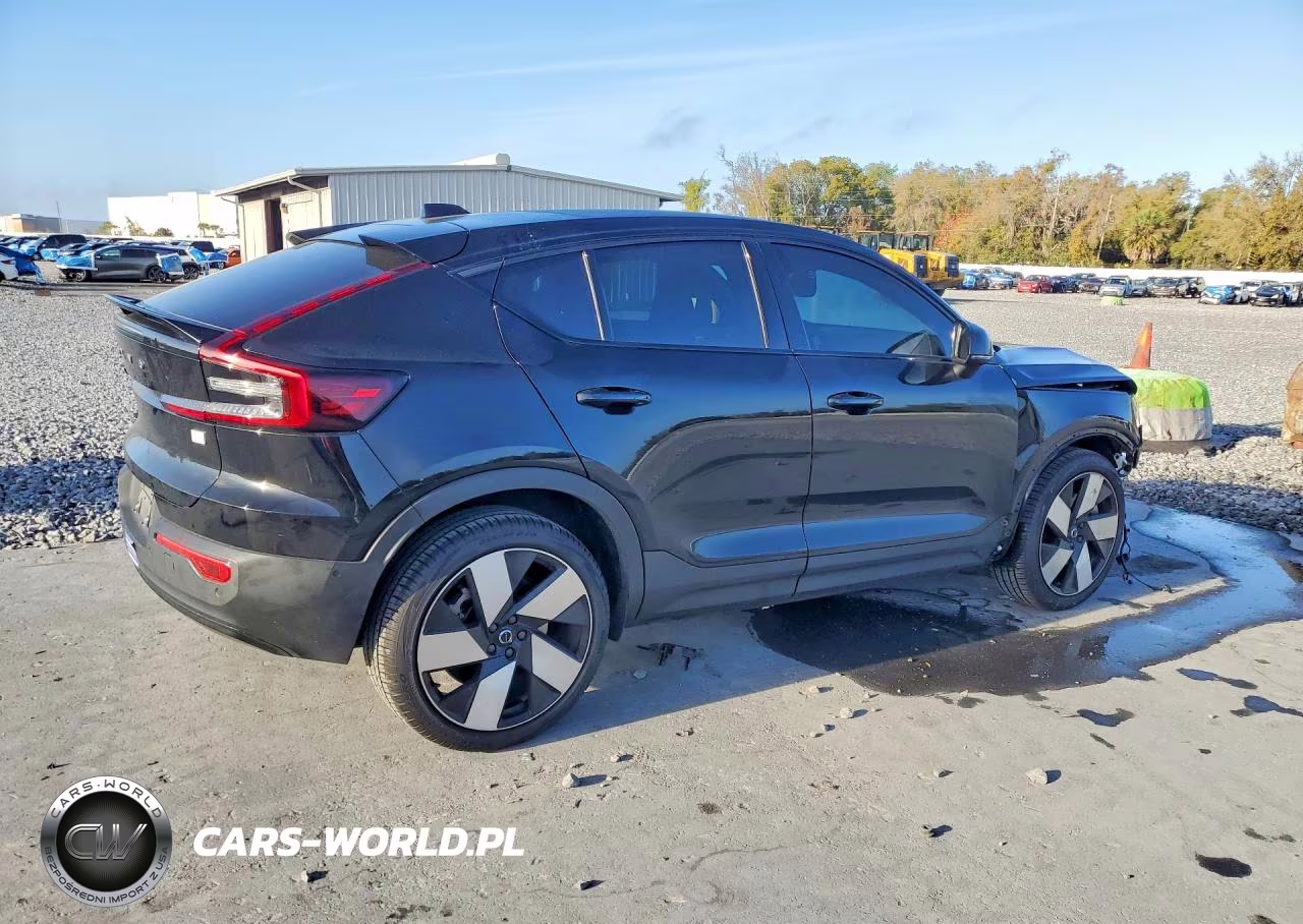 2022 Volvo C40 P8 Recharge Ultimate VIN:YV4ED3GB9N2001126 - 3