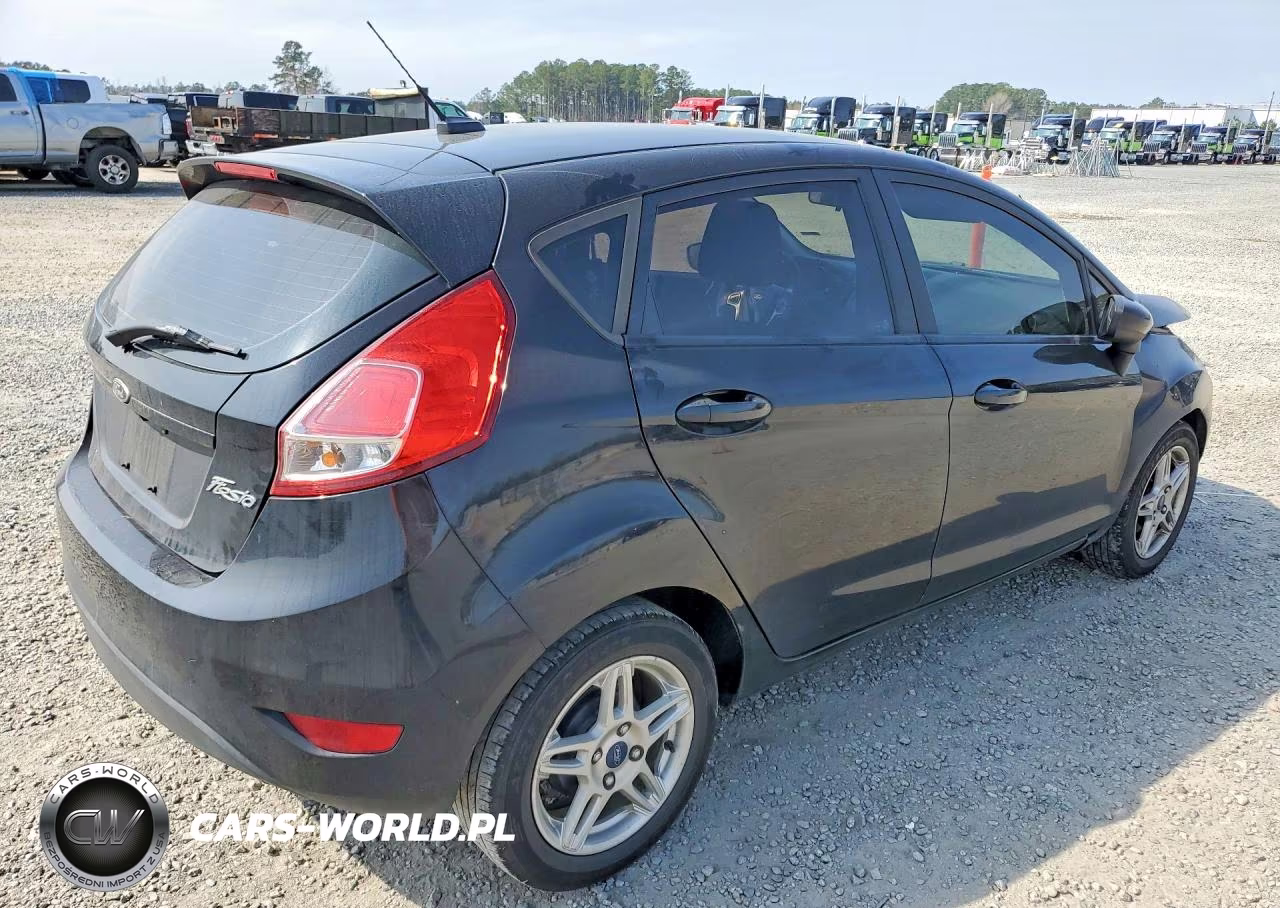 2018 Ford Fiesta Se VIN:3FADP4EJ2JM145406 - 3