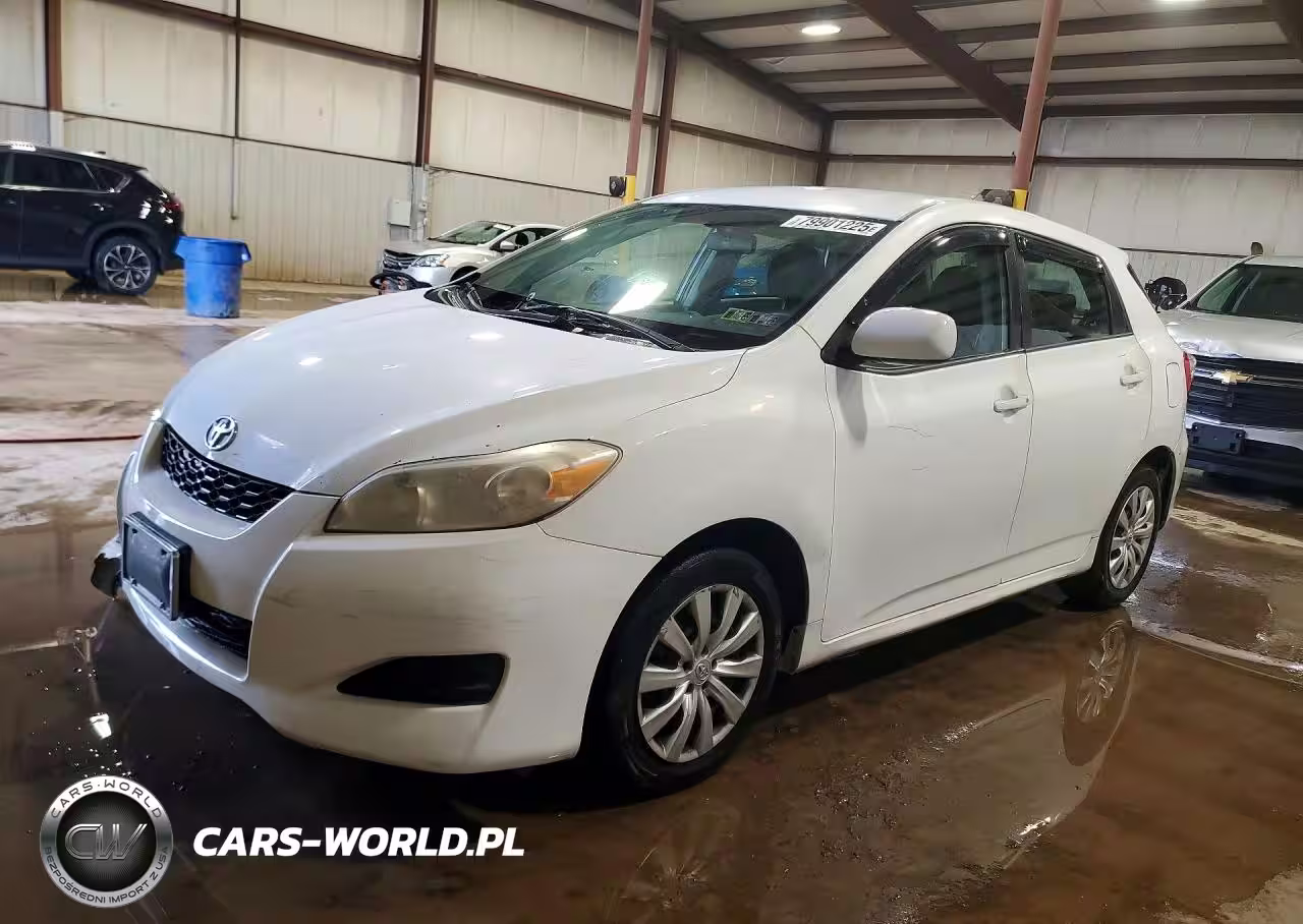 2009 Toyota Matrix Base