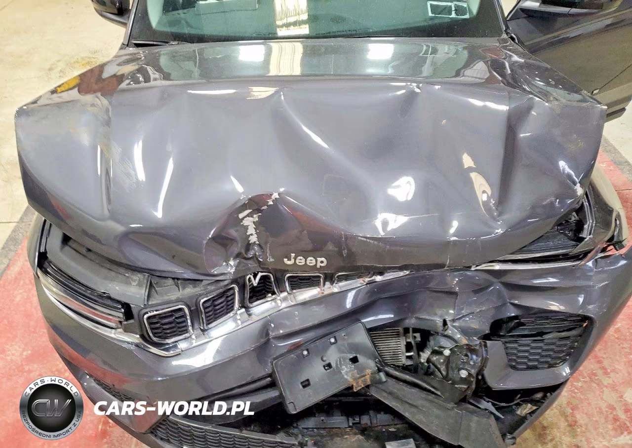 2024 Jeep Grand Cherokee Laredo VIN:1C4RJHAG0R8943664 - 12