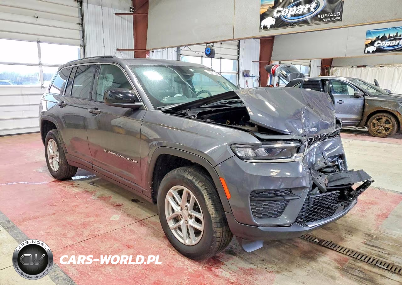 2024 Jeep Grand Cherokee Laredo VIN:1C4RJHAG0R8943664 - 4