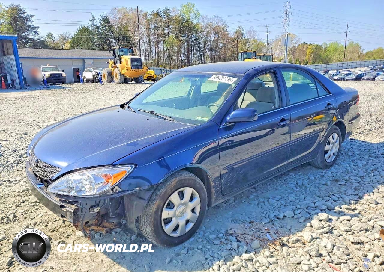 2004 Toyota Camry Le