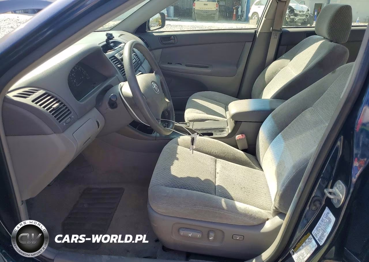 2004 Toyota Camry Le VIN:4T1BE32K74U263333 - 7