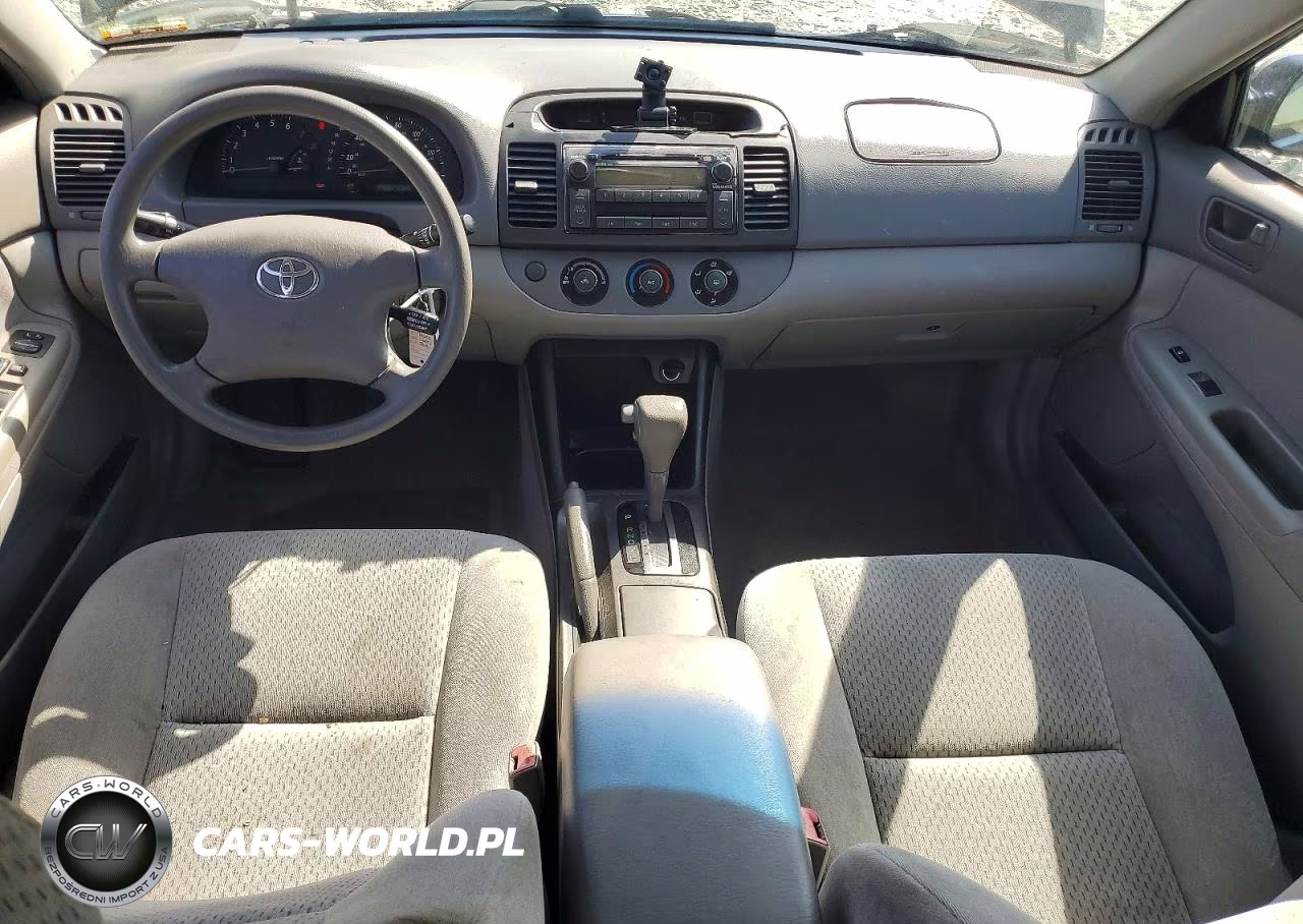 2004 Toyota Camry Le VIN:4T1BE32K74U263333 - 8
