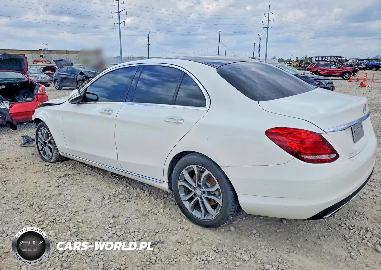 2015 Mercedes-Benz C 300 4Matic VIN:55SWF4KB7FU007616 - 2