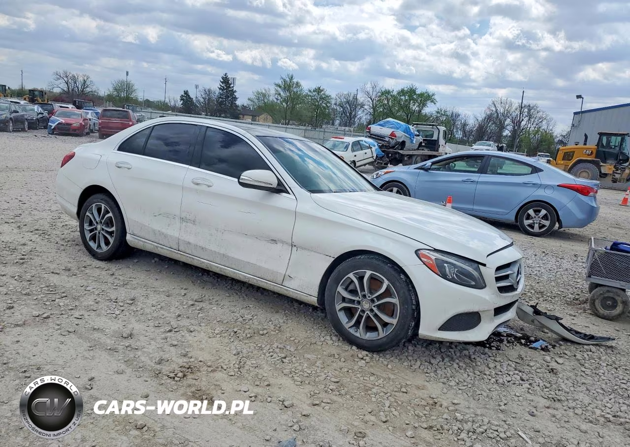 2015 Mercedes-Benz C 300 4Matic VIN:55SWF4KB7FU007616 - 4