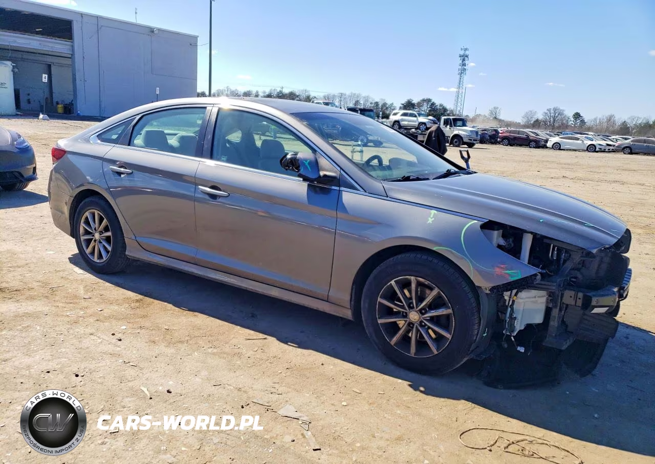 2019 Hyundai Sonata Se VIN:5NPE24AF6KH746808 - 4