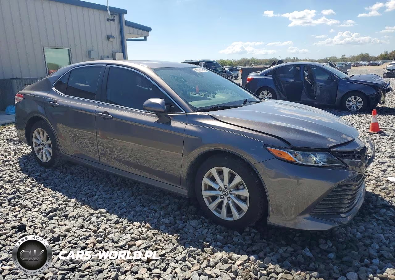 2020 Toyota Camry Le VIN:4T1L11AK4LU913207 - 4