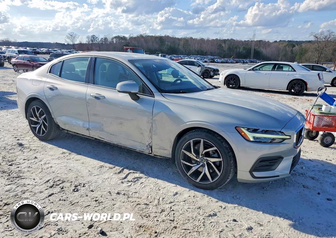 2020 Volvo S60 T5 Momentum VIN:7JR102FK6LG039634 - 4